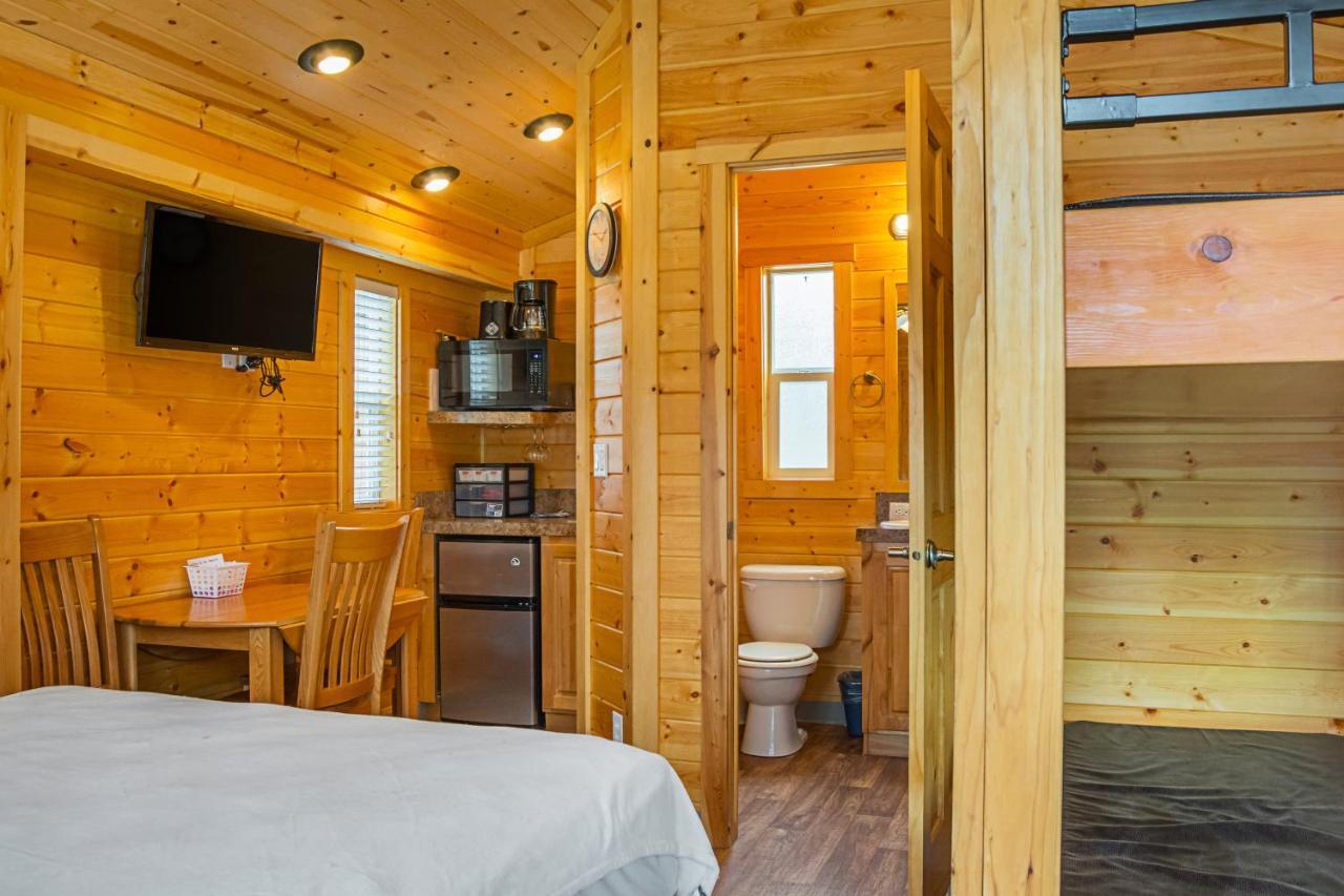 Long Beach Camping Resort Studio Cabin 5 Oceanview Esterno foto